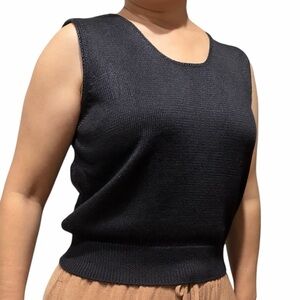 FIA Italia Hand Loomed Women Sz Medium Black Sleeveless Knit Crew‎ Top